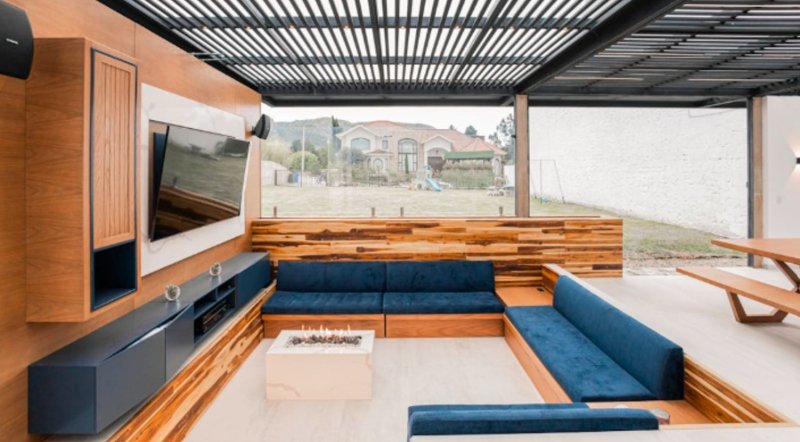 Fixed vs. Opening Rooflights: Which Option Works Best for Your Space?